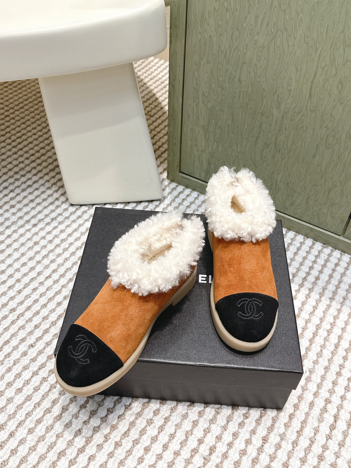 CHANEL 25S SHORT SUEDE BOOTS IN CARAMEL AND BLACK WITH SHEEPSKIN LINING